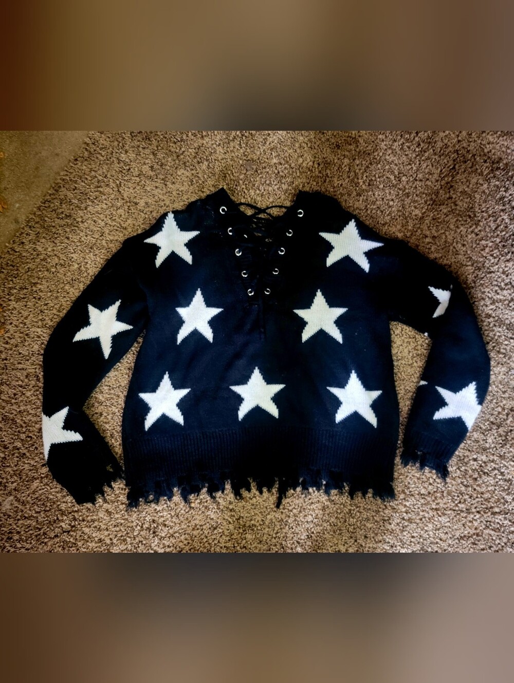 Black Star Lace-Up  Sweater Juniors W Distressed Hem And Sleeves Oversize Small